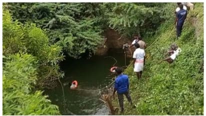 കോയമ്പത്തൂരില് കാറ് കിണറ്റിലേക്ക് മറിഞ്ഞു, മൂന്ന് വിദ്യാര്ത്ഥികള് മരിച്ചു, കാറോടിച്ചയാള് ഗുരുതരാവസ്ഥയില്
