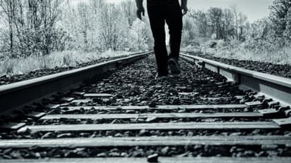 পালিত হচ্ছে বিশ্ব আত্মহত্যা প্রতিরোধ দিবস, জেনে নিন দিনটি পালনের উদ্দেশ্য কী