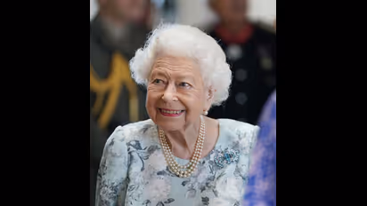 इस शख्स ने एक साल पहले कर दी थी महारानी एलिजाबेथ-II की मौत की भविष्यवाणी, वायरल हुआ ट्वीट आपने देखा क्या