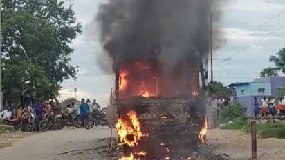 25 ಪ್ರಯಾಣಿಕರ ಹೊತ್ತು ಸಾಗುತ್ತಿದ್ದ ಖಾಸಗಿ ಬಸ್ ಬೆಂಕಿಗಾಹುತಿ, ಹೆದ್ದಾರಿಯಲ್ಲೇ ದುರ್ಘಟನೆ!