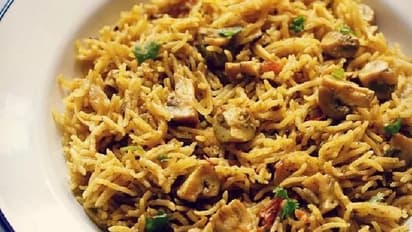 Chettinad Mushroom Briyani ; "செட்டிநாடு காளான் பிரியாணி" - வீட்டிலேயே எளிமையாக செய்யலாம் வாங்க!