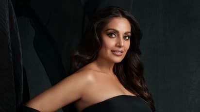 Bipasha Basu: 43 வயதில் நிறைமாத வயிற்றை காட்டியபடி புகைப்படம் வெளியிட்டு.. விஜய் பட நடிகை போட்ட சூப்பர் பதிவு!