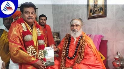 ರಂಭಾಪುರಿ ಶ್ರೀಗಳ ಆಶೀರ್ವಾದ ಪಡೆದ ಎಂ.ಬಿ. ಪಾಟೀಲ್: ಸ್ವಾಮೀಜಿ ಜತೆ ಸುದೀರ್ಘ ಮಾತುಕತೆ