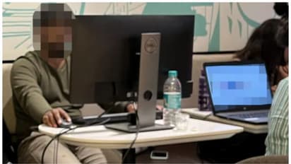 ഇതെന്താ കോഫീഷോപ്പോ ഓഫീസോ? വൈറലായി ബംഗളൂരുവിൽ നിന്നുള്ള ചിത്രം, വിമർശനങ്ങളും ശക്തം