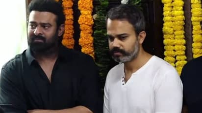 ಚಿಕ್ಕಪ್ಪನ ಪಾರ್ಥಿವ ಶರೀರ ನೋಡಿ ಬಿಕ್ಕಿ ಬಿಕ್ಕಿ ಅತ್ತ ಪ್ರಭಾಸ್; ಸಾಂತ್ವನ ಹೇಳಿದ ತೆಲುಗು ಸ್ಟಾರ್ಸ್ 