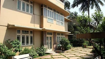 বাড়ির দরজা খুললে যেন কখনই এই জিনিসগুলি চোখে না পড়ে, খেয়াল রাখা জরুরি 