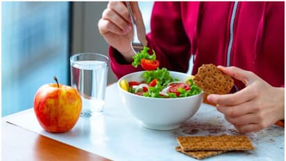 ಆರೋಗ್ಯಕರ ತಿಂಡಿಗಳು: ಹಸಿವಾದಾಗ ಏನು ತಿನ್ನಬೇಕು?