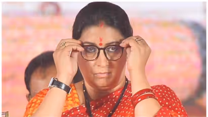 'കൃത്യതയോടെ കാണൂ,  പുതിയ കണ്ണട വാങ്ങിത്തരാം'; രാഹുലിനെ വിമർശിച്ച സ്മൃതി ഇറാനിയ്ക്ക് മറുപടിയുമായി കോൺ​ഗ്രസ്