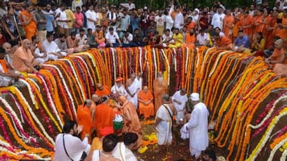 প্রায়ত রাম মন্দির আন্দোলনের অন্যতম সদস্য স্বামী স্বরূপানন্দ সরস্বতী, হিন্দুত্ব নিয়ে স্বতন্ত্র ছিলেন তিনি