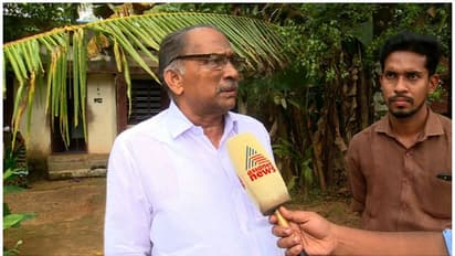 മുളക്കുളത്ത് തെരുവുനായകളെ കൂട്ടത്തോടെ വിഷം കൊടുത്ത് കൊന്ന സംഭവത്തില് അന്വേഷണം വേണ്ടെന്ന് പഞ്ചായത്ത്