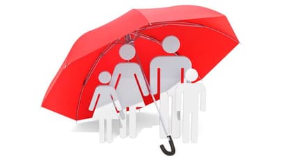 வாழும் போதும்! வாழ்கைக்குப் பிறகும்! - குறைந்த பிரீமியத்தில் எந்த காப்பீட்டு திட்டம் பெஸ்ட்?