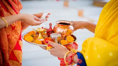 मिल जाएगा सपनों का राजकुमार, नवरात्रि में वृंदावन के इस मंदिर में जाकर करें पूजा