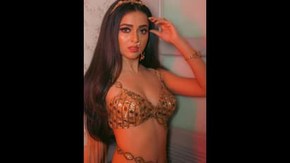  Tejasswi Prakash bought house in Goa; boyfriend Karan Kundrra calls her 'Hardworking Mouse'