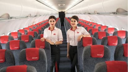 ഒരു വര്ഷത്തേക്ക് എത്ര വേണമെങ്കിലും യാത്ര ചെയ്യാനുള്ള ടിക്കറ്റുകള് സൗജന്യമായി നല്കി വിമാനക്കമ്പനി