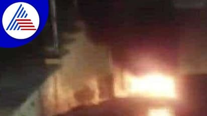 ಎಲೆಕ್ಟ್ರಿಕ್ ಬೈಕ್ ಮಳಿಗೆಗೆ ಬೆಂಕಿ; 8 ಜನರು ಸುಟ್ಟು ಭಸ್ಮ