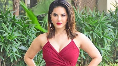 அந்த நேரத்தில் மட்டும்... குழந்தைங்க என்கிட்ட இருக்கக் கூடாது - ஸ்டிரிக்ட் ஆக சொன்ன சன்னி லியோன்