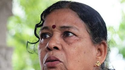 57 வருஷத்துக்கு முன் Fail ஆகிட்டேன்.. இப்போ மிஸ் ஆகாது- 73 வயதில் 10ம் வகுப்பு பொதுத்தேர்வு எழுதிய பிரபல நடிகை