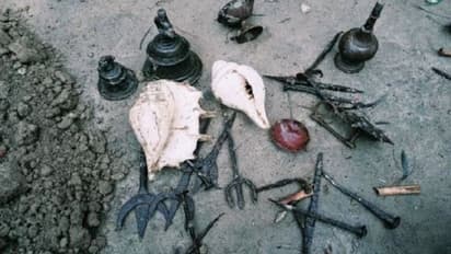 मुस्लिम युवक के घर खुदाई में मिला शंख-त्रिशुल, दीपक और घंटा, पहले ही हो गई थी भविष्यवाणी