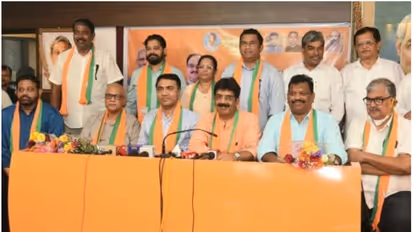 കൂറുമാറി എത്തിയവർക്ക് മന്ത്രിസ്ഥാനം; ഗോവയിൽ മന്ത്രിസഭാ വികസനം ഉടനുണ്ടാവും, മുഖ്യമന്ത്രി ഗവർണറെ കണ്ടു