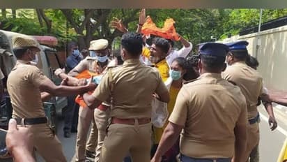 CM வீட்டு முன்னாடியே வந்து சீன் போட்டா இதுதான் கதி...! வாண்டடா வந்த மாட்டிய ABVP-க்கு சரியான ஆப்பு.  