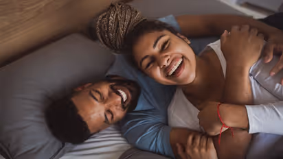 7 signs that show you have an emotional connection with your partner 