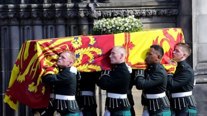 Here's why China delegation banned from viewing Queen Elizabeth's lying-in-state