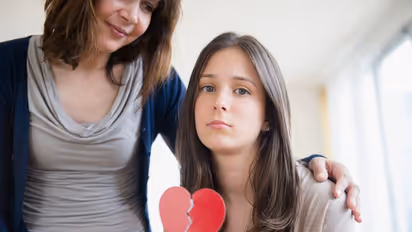 Teenagers going through their first heartbreak? Gere are parental tips to comfort them