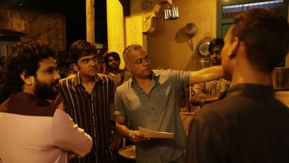 ப்ளூ சட்டை மாறனை இறங்கி ஏதாவது செய்யணும்ணு தோணுது- கோபத்தில் கொந்தளித்த கவுதம் மேனன்