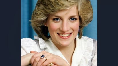 ಎಲಿಜಬೆತ್ ಸಾವು :  ಡಯಾನಗಾಗಿ ಮಿಡಿಯುತ್ತಿರುವ ಬ್ರಿಟನ್ ಜನ