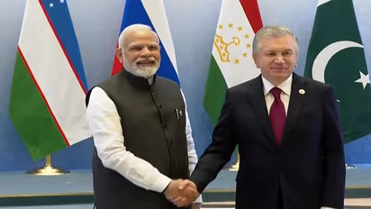 ಶಾಂಘೈ ಸಹಕಾರ ಶೃಂಗಕ್ಕಾಗಿ ಉಜ್ಬೇಕಿಸ್ತಾನ  ತೆರಳಿದ ಮೋದಿ, ಕ್ಸಿ ಜತೆ ಮಾತುಕತೆ ಇಲ್ಲ