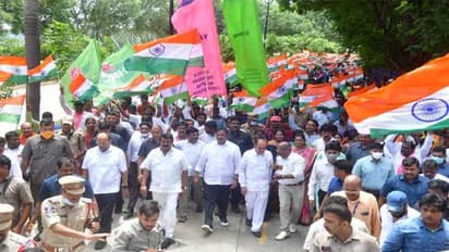 బీజేపీ నేతలా మాట్లాడుతున్నారు: గవర్నర్ పై తలసాని ఫైర్