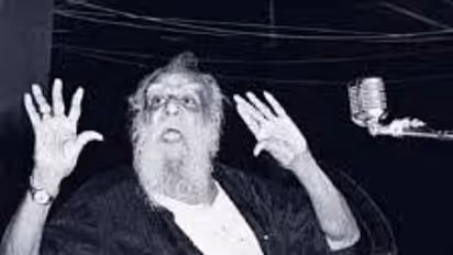 பெரியார் சர்ச்சை ; உடைகிறது நாம் தமிழர் கட்சி.? சீமானுக்கு எதிராக சீறிய ஒருங்கிணைப்பாளர்