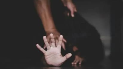 உங்க அம்மா என்னை ஏமாத்திட்டு வேற ஒருத்தன் கூட போயிட்டா! நீ வா! கள்ளக்காதலியின் மகன், மகளையும் சீரழித்த கொடூரன்