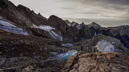 ഹിമാലയത്തിനടിയിൽ ഇന്ത്യൻ ഫലകം രണ്ടായി പിളരുന്നു; ഇതുവരെ കരുതിയതല്ല സത്യമെന്ന് ശാസ്ത്രജ്ഞരുടെ കണ്ടെത്തൽ