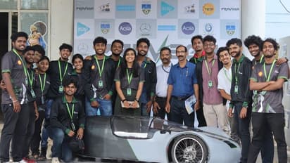 മാലിന്യങ്ങളിൽ നിന്ന് മലയാളി വിദ്യാർത്ഥികള് ഉണ്ടാക്കിയ ഇ- കാർ അന്താരാഷ്ട്ര വേദിയിൽ!