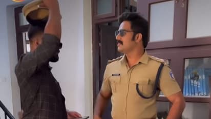 'പാടാത്ത പൈങ്കിളി'യിലെ ദേവ ഇനി പഴയ ആളല്ല, പൊലീസ് വേഷത്തിൽ മാസ് ലുക്കിൽ താരം