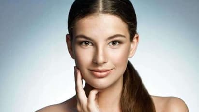 পুজোর আগে ত্বক উজ্জ্বল হবে চরকোলের গুণে, জেনে কোন ধরনের ত্বকে কেমন হবে ব্যবহার