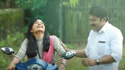 മഞ്ജുവും സൗബിനും ഒന്നിക്കുന്ന 'വെള്ളരി പട്ടണം'; മനോഹര മെലഡി എത്തി