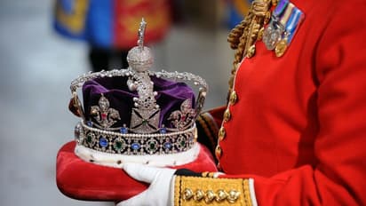 ভারতকে ক্ষুব্ধ করতে চাইছে না ব্রিটেন? রাজ্যাভিষেকে কোহিনূর হীরার মুকুট পরবেন না ক্যামিলা 