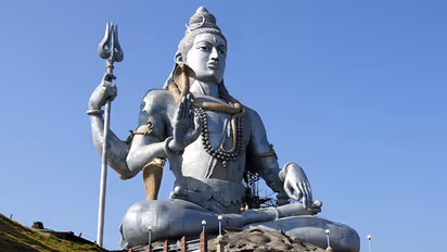 Shukra Pradosh Vrat 2022: कब किया जाएगा श्राद्ध पक्ष का प्रदोष व्रत? जानें सही डेट, पूजा विधि और मुहूर्त 