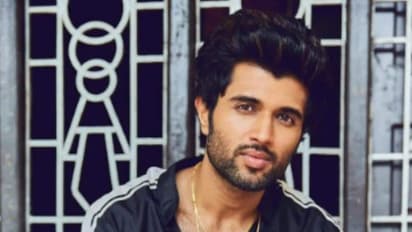 ఈడీ ముందుకు విజయ్‌ దేవరకొండ.. `లైగర్‌` పెట్టుబడులపై విచారణ..