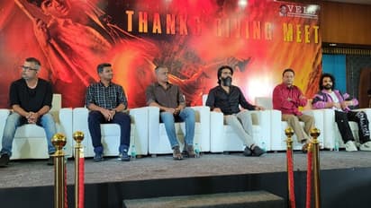 மல்லிப்பூ பாடல் ஸ்கிரிப்ட்லயே கிடையாது... வெந்து தணிந்தது காடு சக்சஸ் மீட்டில் கவுதம் மேனன் சொன்ன சீக்ரெட்