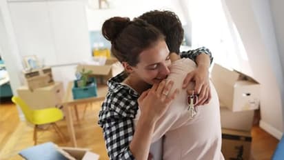 மனைவியிடம் கணவன் கட்டாயம் சொல்ல வேண்டிய 5 பொய்கள்.. இத சொன்னா உங்க வாழ்க்கையே மாறிடும்!! 