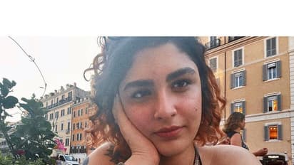 உடலில் பல இடங்களில் டாட்டூ.. ஆளே அடையாளம் தெரியாமல் மாறி ஹாலிவுட் ஹீரோயின் போல இருக்கும்  குஷ்பு மகள் அவந்திகா