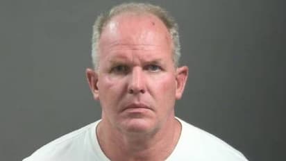 മനുഷ്യന്റെ മൂക്ക് കടിച്ചു, പ്രമുഖ ഇറച്ചി കമ്പനി എക്സിക്യൂട്ടീവ് അറസ്റ്റിൽ