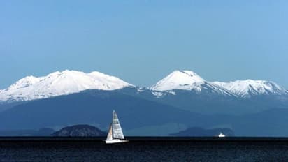 700 ചെറു ഭൂകമ്പങ്ങള്; ന്യൂസിലാൻഡ് ടൗപോ തടാകത്തില് അഗ്നിപർവ്വത മുന്നറിയിപ്പ്