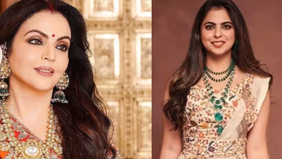 ಅಮ್ಮನನ್ನೂ ಮೀರಿಸುವಂತಿದೆ ಇಶಾ ಅಂಬಾನಿ ಲೈಫ್‌ಸ್ಟೈಲ್‌, ಅಬ್ಬಬ್ಬಾ ಸೀರೆ ಕಲೆಕ್ಷನ್ ಹೆಂಗಿದೆ ನೋಡಿ