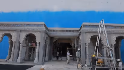 'പൊന്നിയിൻ സെല്വനി'ലെ വിസ്മയിപ്പിക്കുന്ന സെറ്റുകള്ക്ക് പിന്നില്, വീഡിയോ