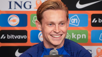'Always wanted to stay at Barcelona' - De Jong breaks silence on his potential transfer to Man United