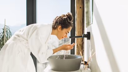 Skincare tips: Get rid of acne with the help of these effective tips